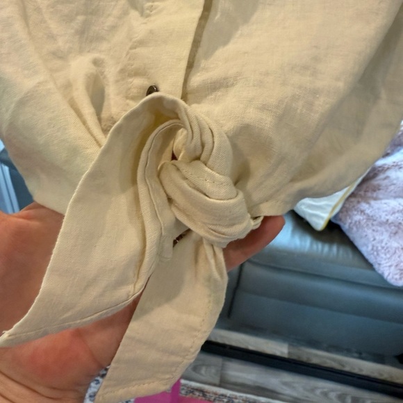 BDG Tan and Cream Dolman Sleeve Button Down Shirt - Picture 4 of 6